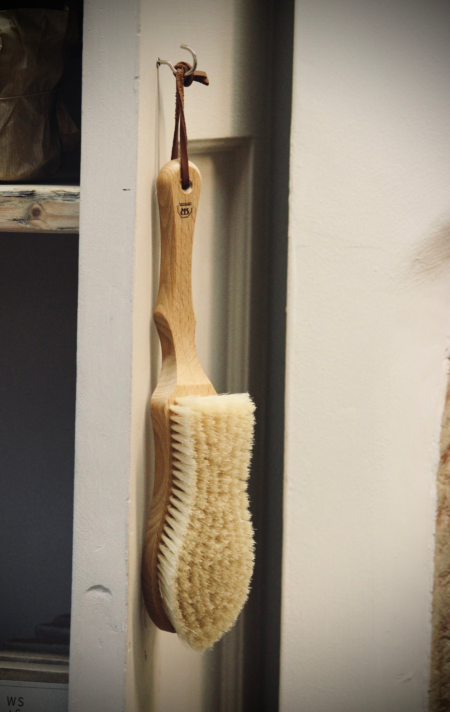 Redecker Light Clothes Brush