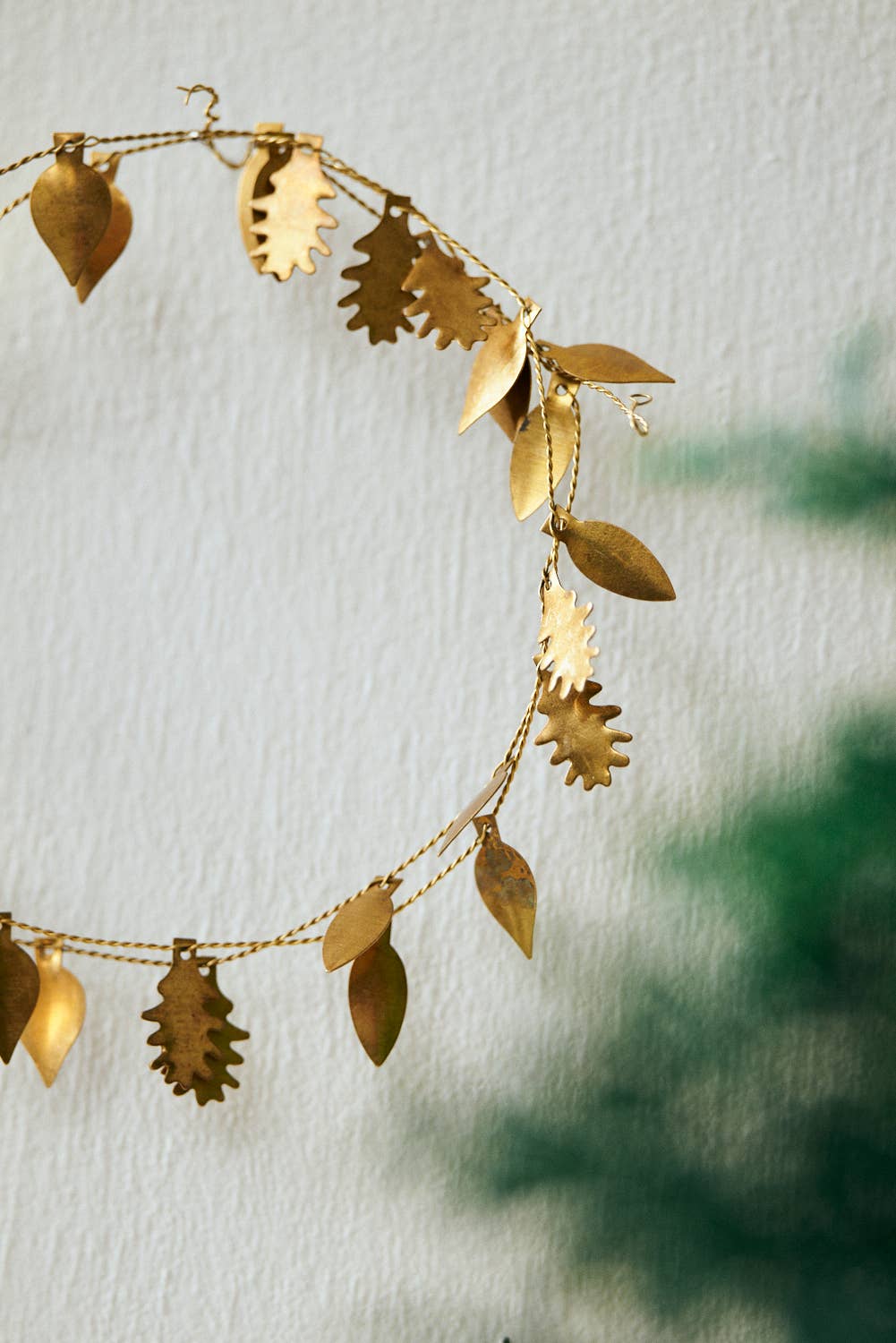 Brass Garland Leaf