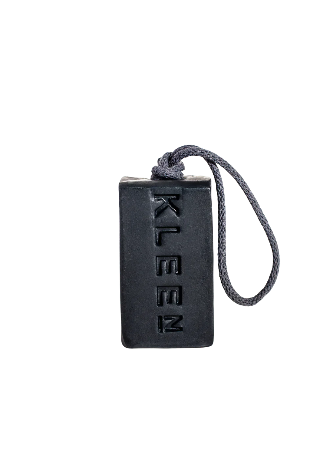 Free from artificial colours, scents or preservatives all KLEEN soaps are 100% natural and designed to be as clean and green as possible. Each one is centred with a cotton rope to give you a long lasting, waste-free, plastic-free shower experience. 