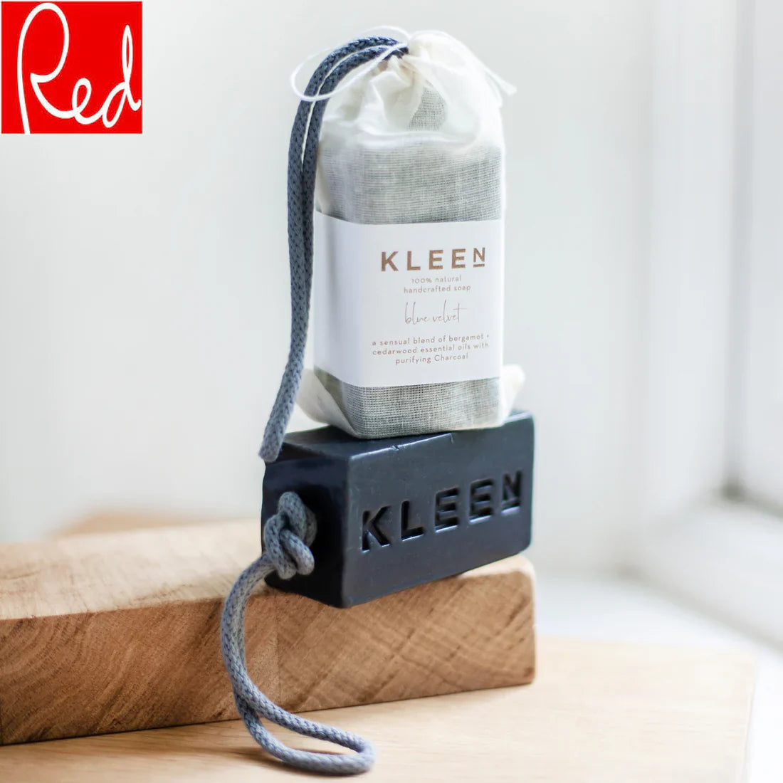 Free from artificial colours, scents or preservatives all KLEEN soaps are 100% natural and designed to be as clean and green as possible. Each one is centred with a cotton rope to give you a long lasting, waste-free, plastic-free shower experience. 