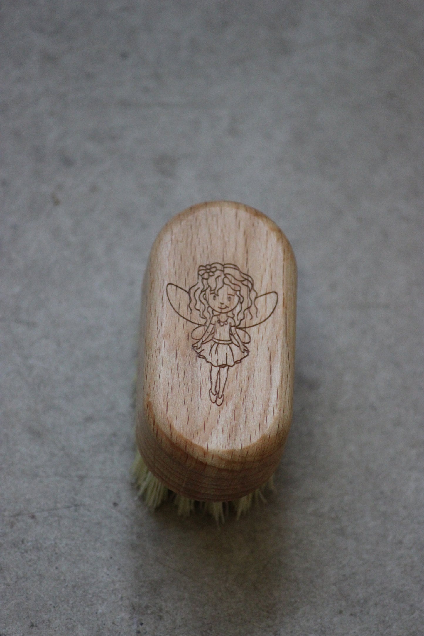 Made with oiled beechwood and tampico fibre bristles, the Children's Nail Brush from Redecker is a high-quality option for maintaining clean and healthy nails. It comes in four different motifs, and can only be found exclusively online. Measuring 5.8 x 2.8 cm, this brush is the perfect size for small hands.
