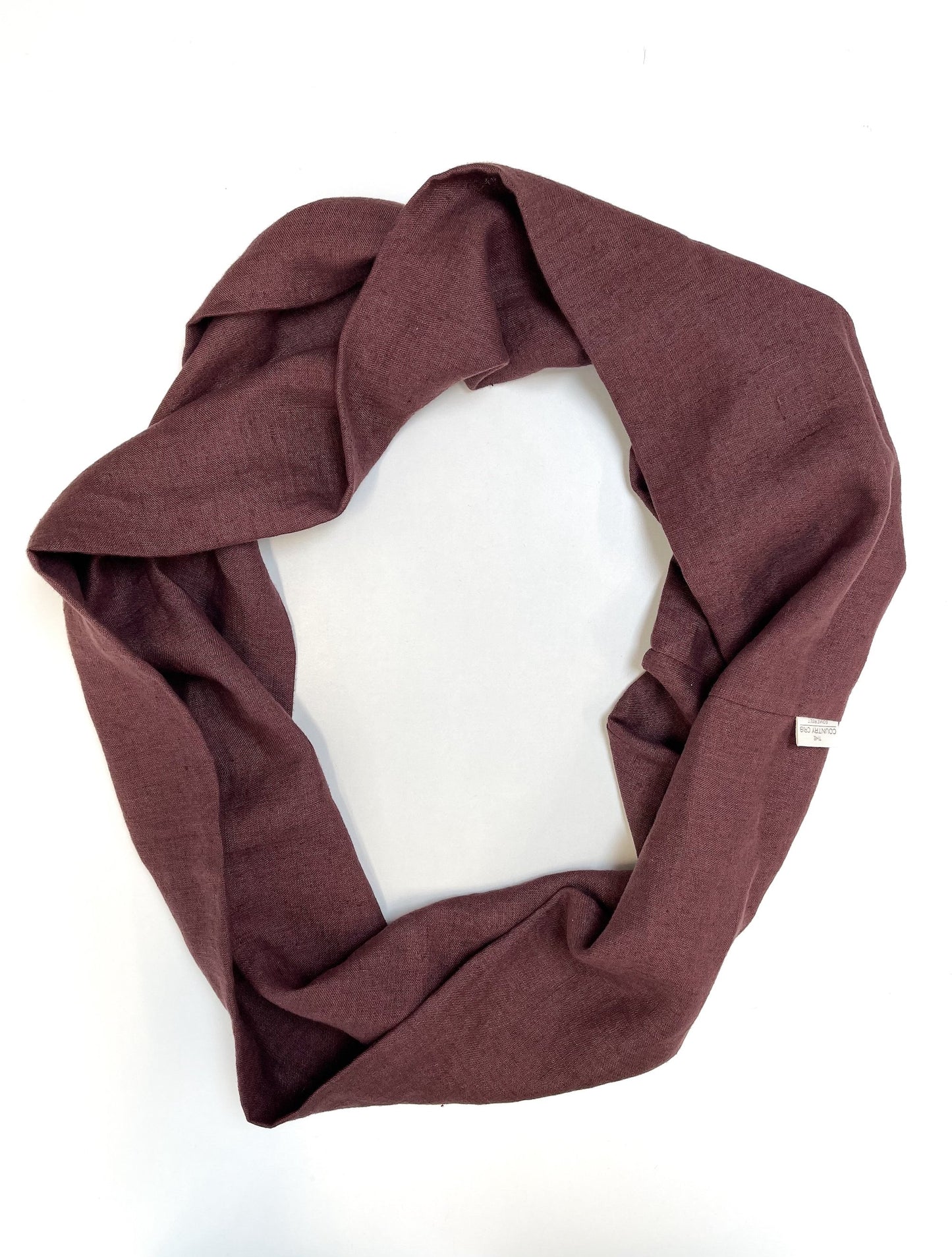 A unisex scarf for all seasons. Long enough to wrap around twice. Handcrafted in our studio using premium linen.