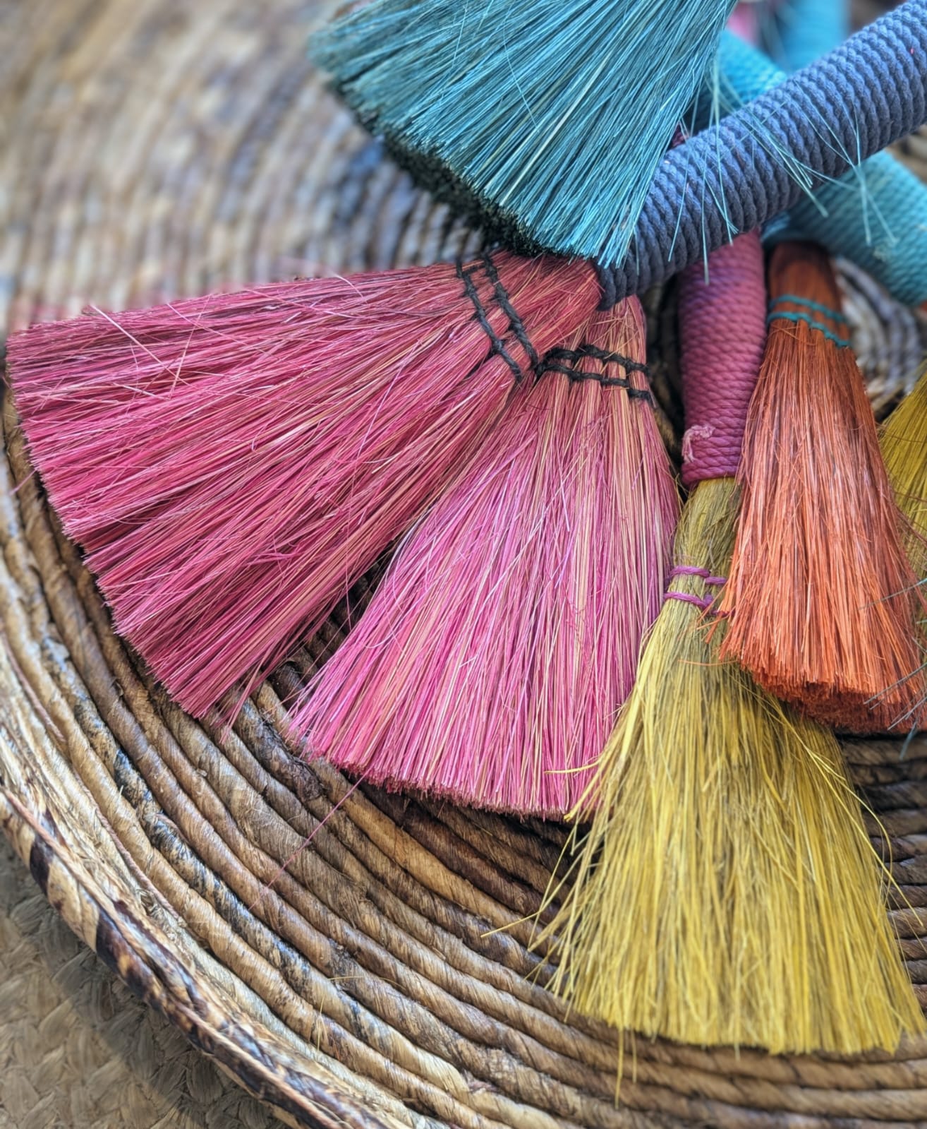 Seagrass Brush