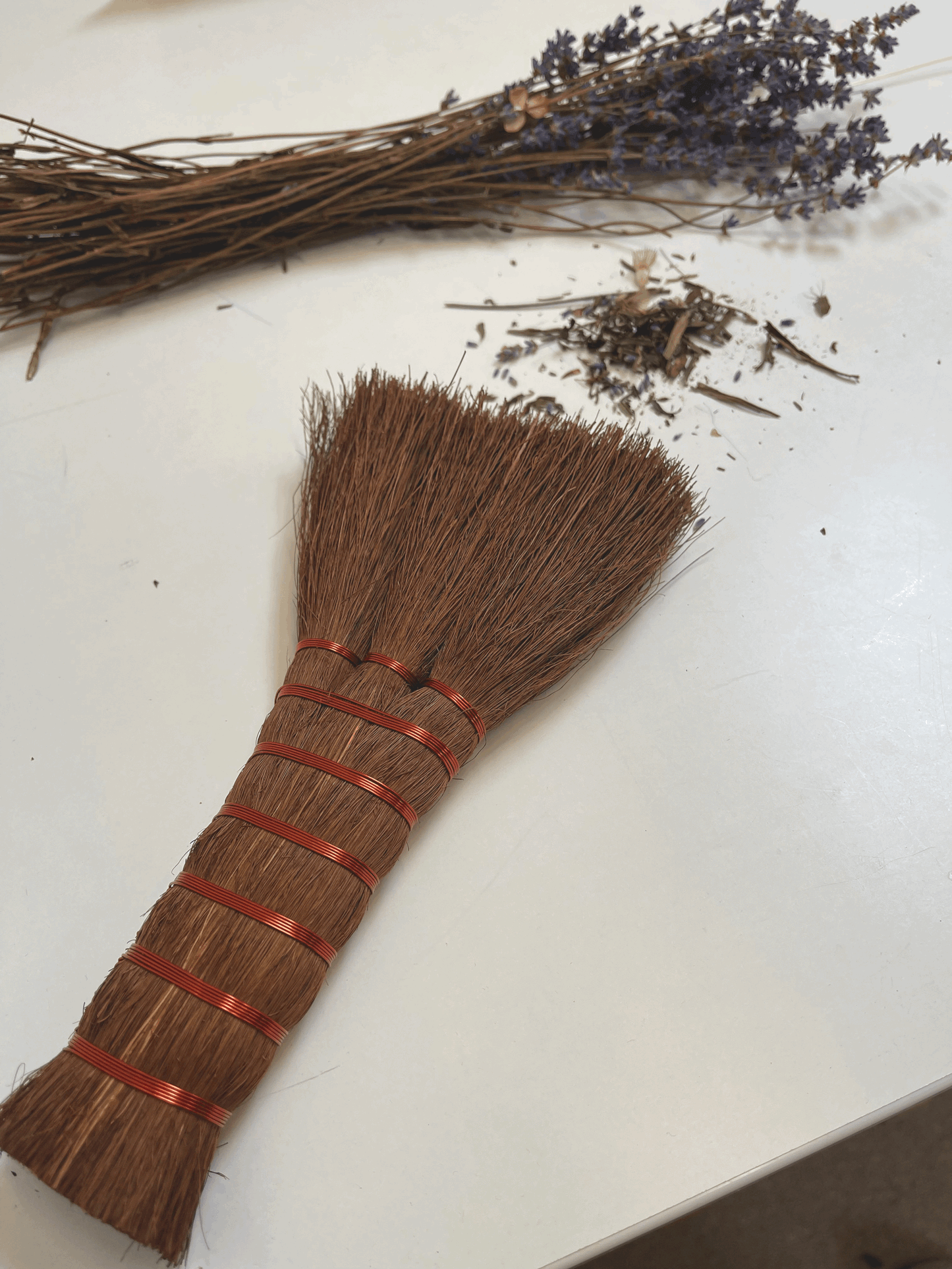 Long Shuro Broom