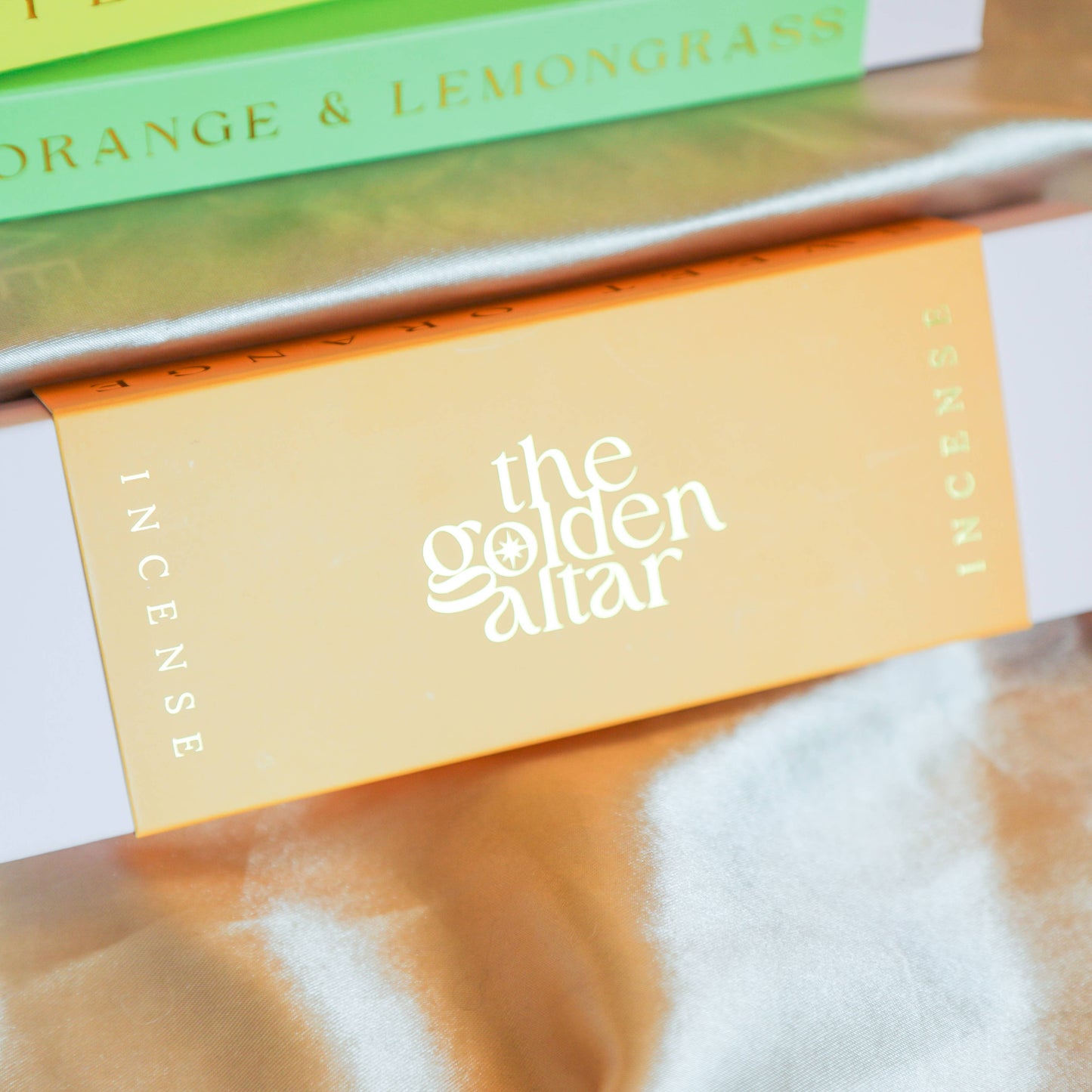 The Golden Altar / Muse Natural Incense - Sandalwood