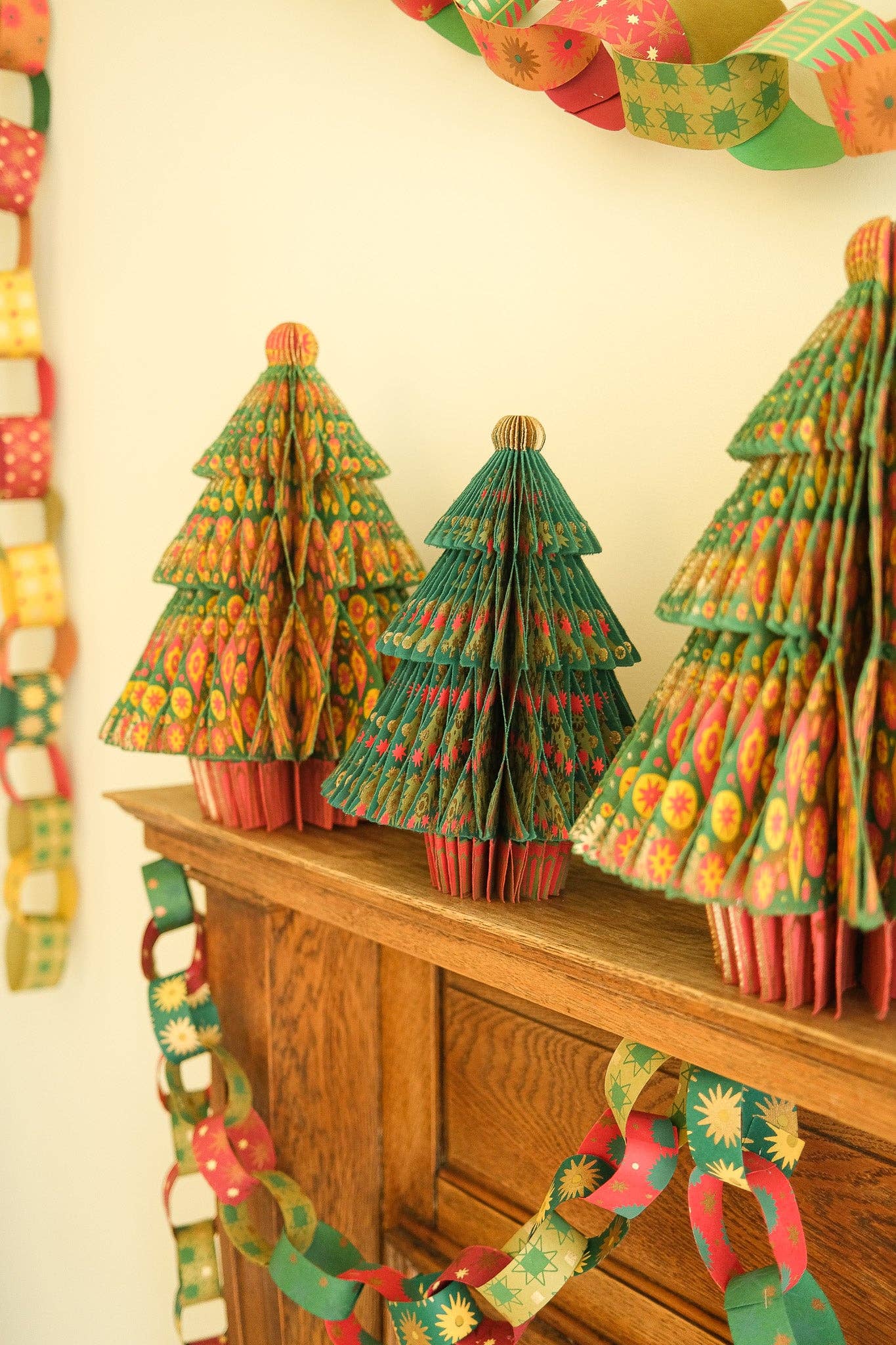 East End Press - Festive Paper Chain Kit