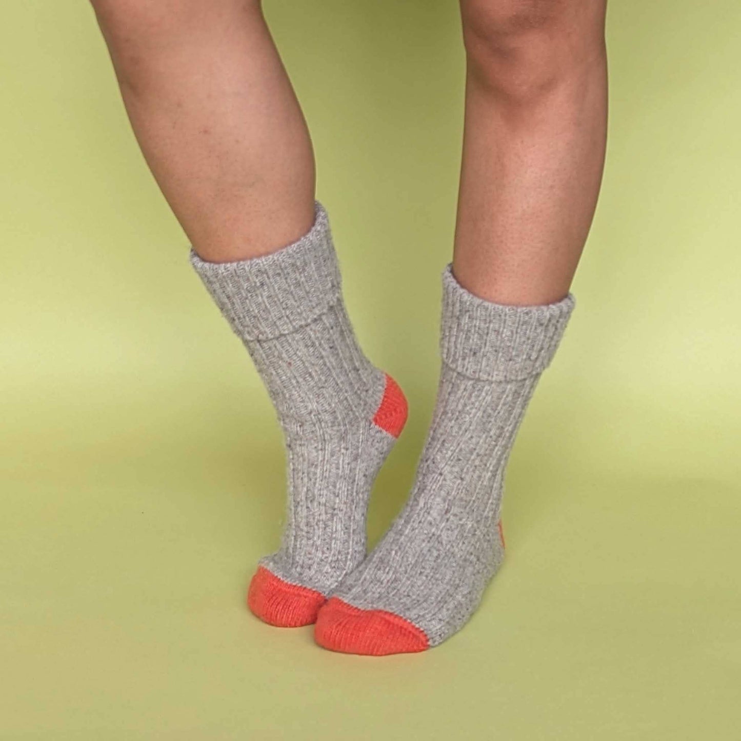 Unisex Recycled Silk Blend Ribbed Socks