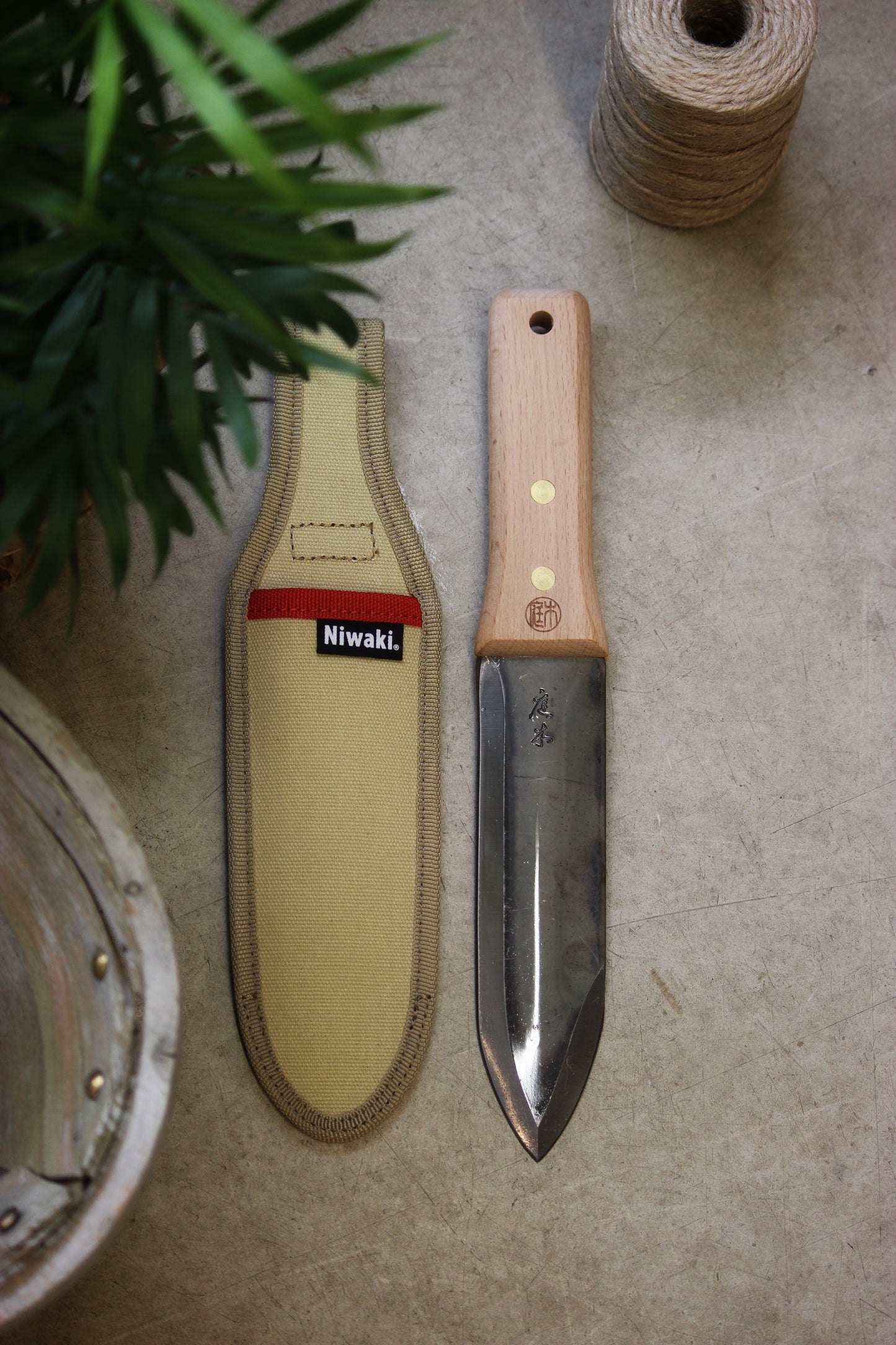 Niwaki Hori Hori