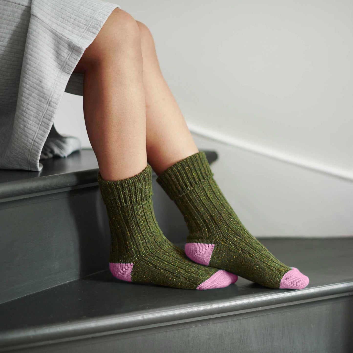 Unisex Recycled Silk Blend Ribbed Socks