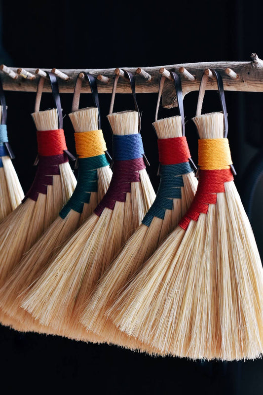 Tampico Fibre Turkey Wing Hand Broom