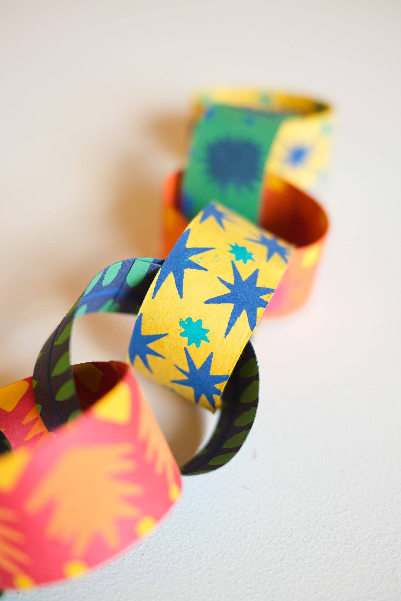 East End Press Celebration Paper Chain Kit