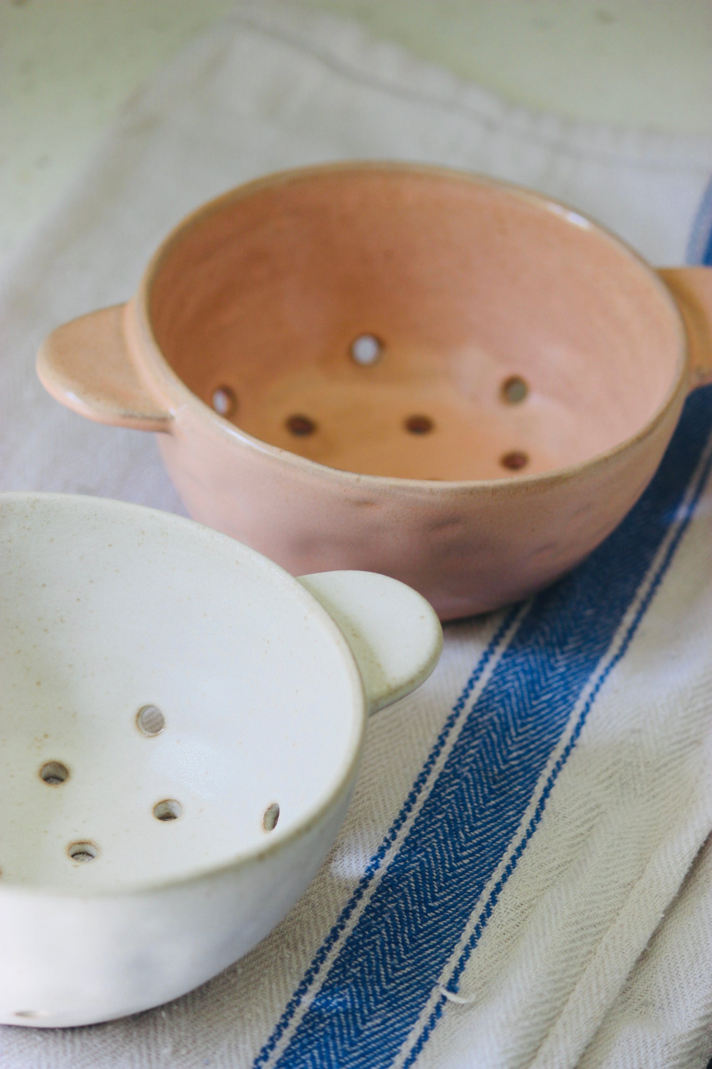 Ceramic Berry Bowl - Light Beige and Light Pink