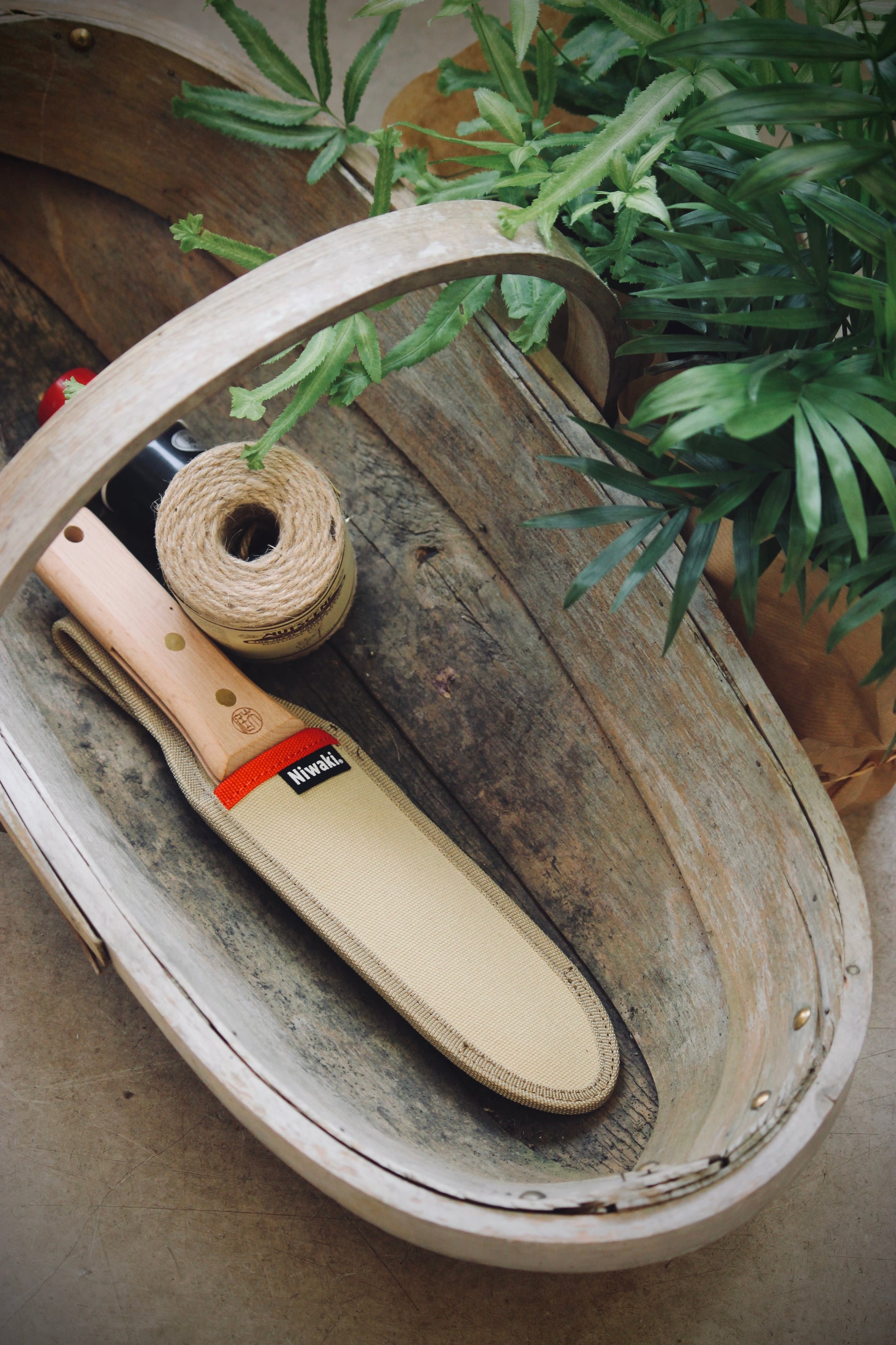 This Japanese Hori Hori trowel from Niwaki is an incredibly useful all-round weeder, garden knife and planting trowel.

The carbon steel blade runs right into the handle, so it’s tough and strong. Brilliant for planting bulbs, weeding and all sorts of jobs around the garden.

Choose from the new Hori Hori Pro or the S-Type, which has a serrated edge. All come with a tough canvas sheath / holster.

