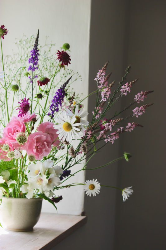 Flower Bowl for flower arranging and ikebana floral displays, ideal for flower frog pin holders including hair pin frogs. Simply place the flower frog in water in bowl and add blooms.