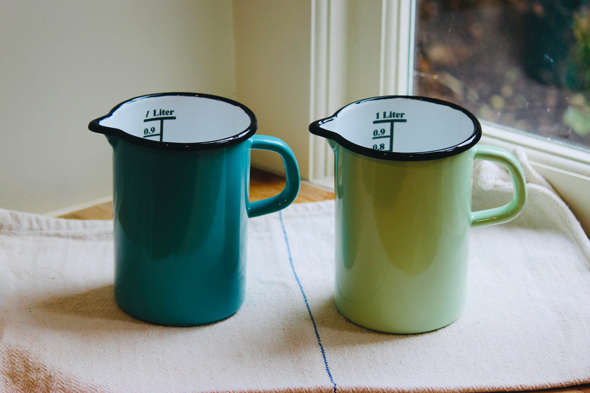 Enamel Jug with 1ltr scale - Turquoise
