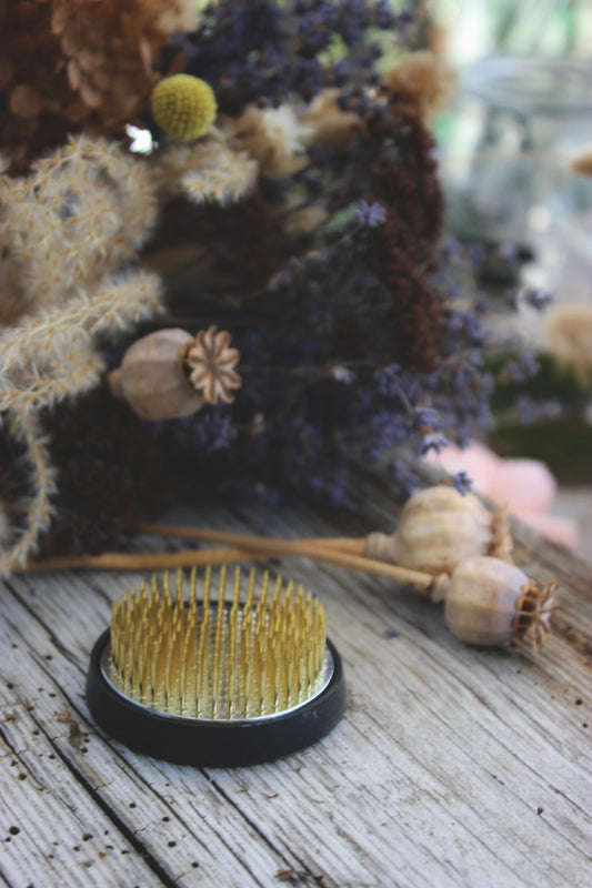 Niwaki Flower Frog Pin Holder Kenzan Medium. A sustainable and sensible alternative to foam, for all your flower arranging needs.
