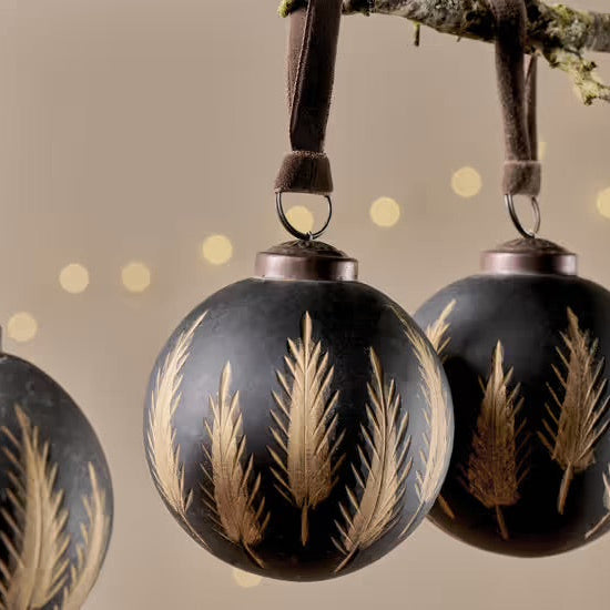 Nalguna Baubles nkuku