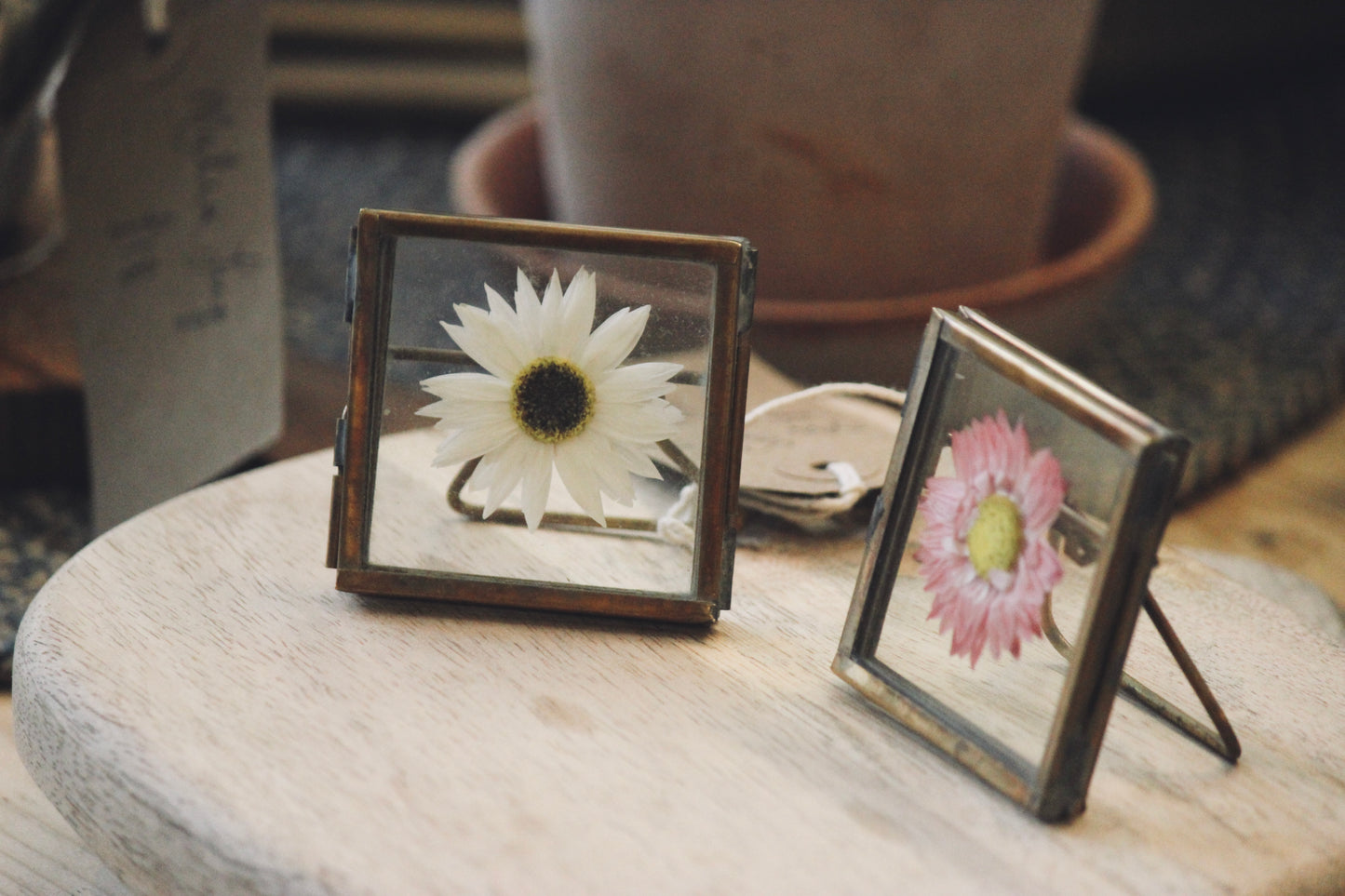 Nkuku Tiny Danta Frame - Antique Brass (Set of Two)