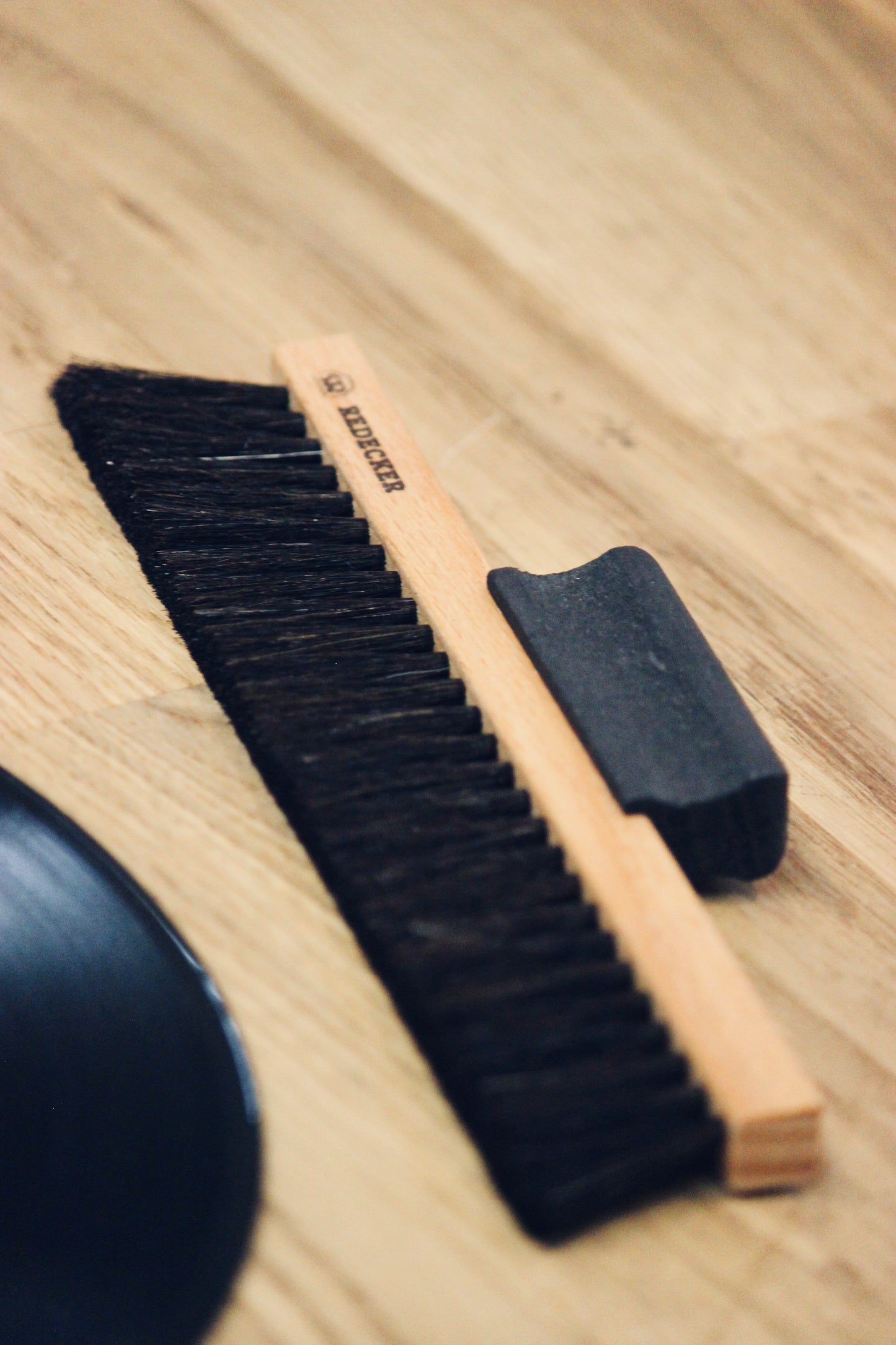 Vinyl & Phonograph Record Brush
