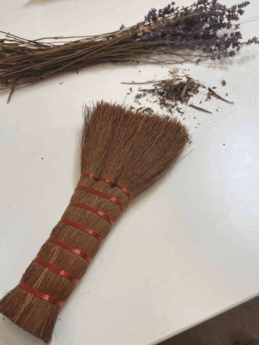Long Shuro Broom