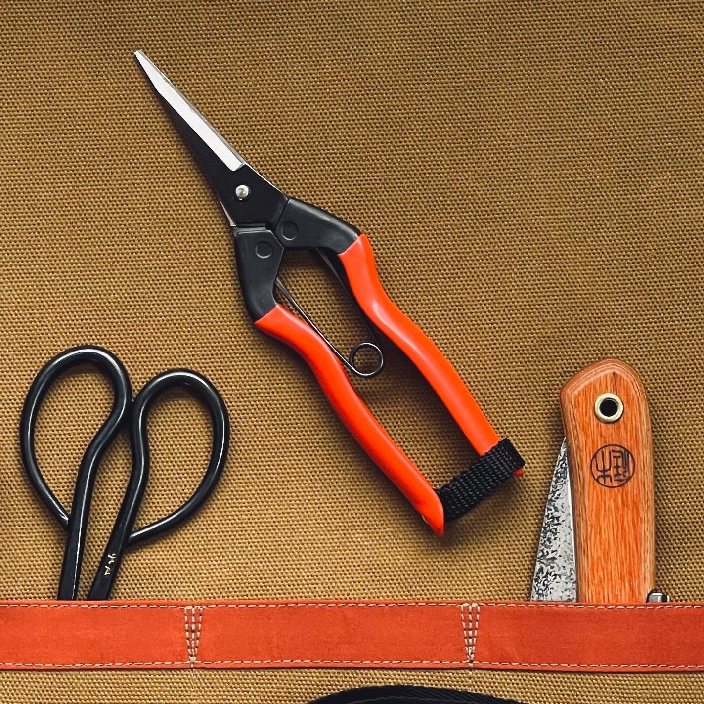 Handcrafted Tool Roll Organic Wax Cotton Canvas Made in The UK by The Country Crib