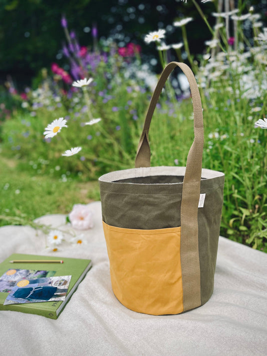 Waxed Bucket Bag