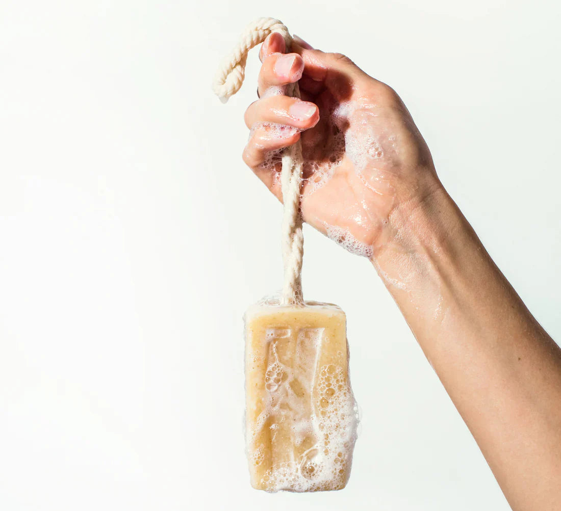 Free from artificial colours, scents or preservatives all KLEEN soaps are 100% natural and designed to be as clean and green as possible. Each one is centred with a cotton rope to give you a long lasting, waste-free, plastic-free shower experience.&nbsp;