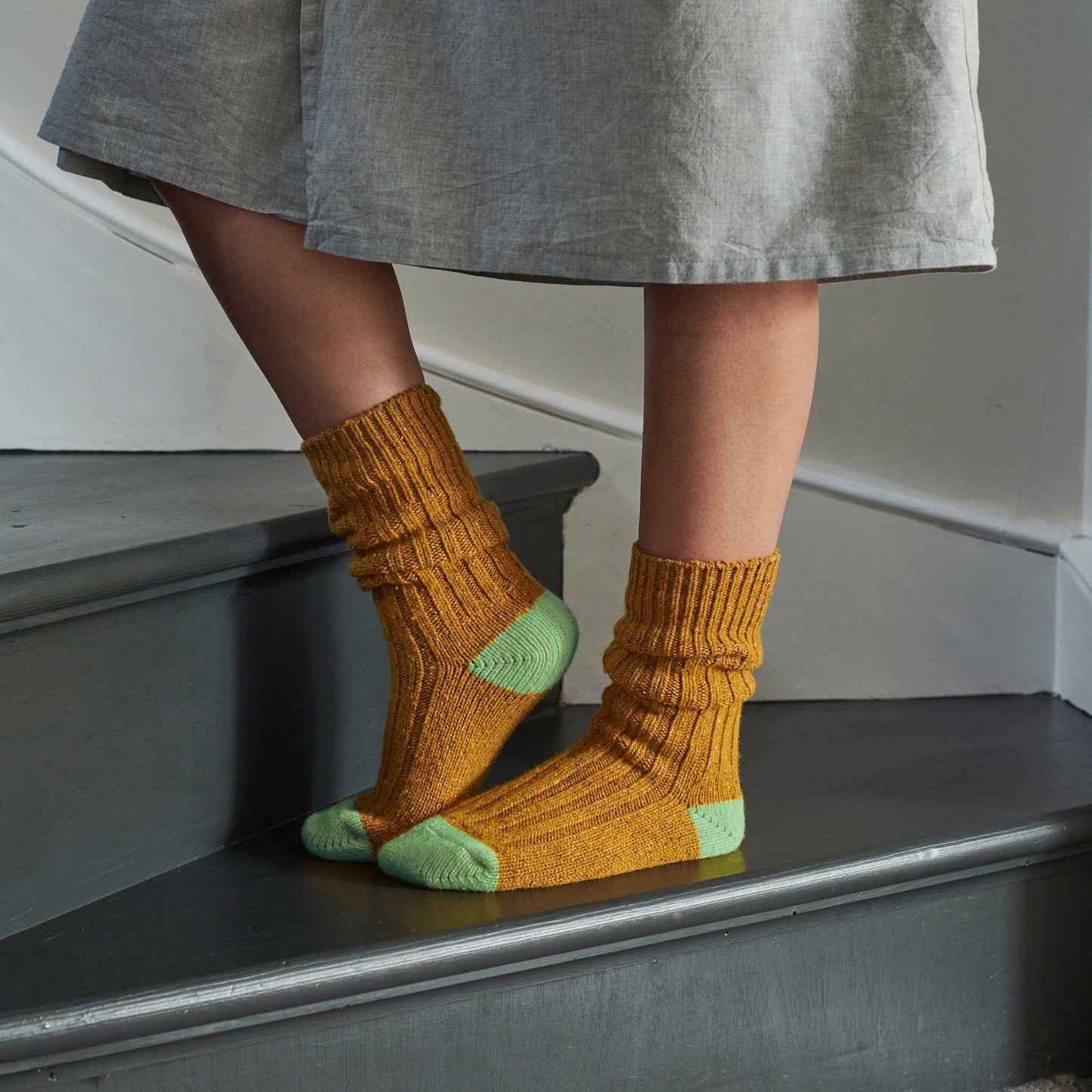 Unisex Recycled Silk Blend Ribbed Socks