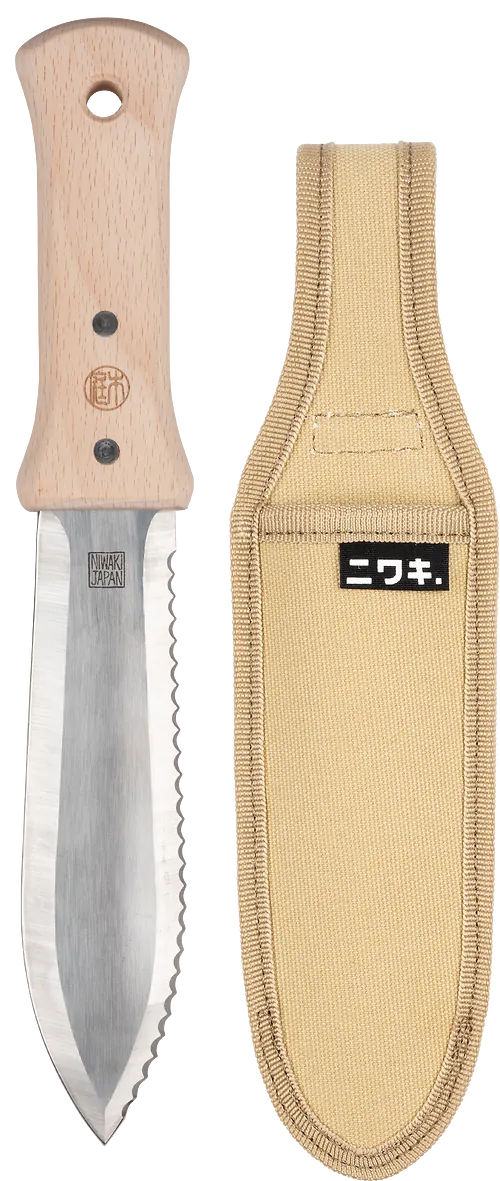 Hori Hori S Type, an all rounder in the garden, perfect for digging, weeding and bulb planting. Comes with canvas sheath